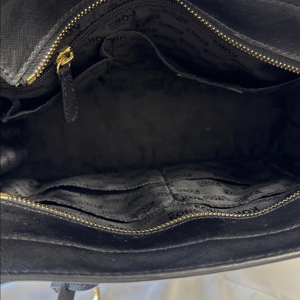 Michael Kors Dillon large saffiano leather satchel/tote bag In Black - Picture 8 of 9